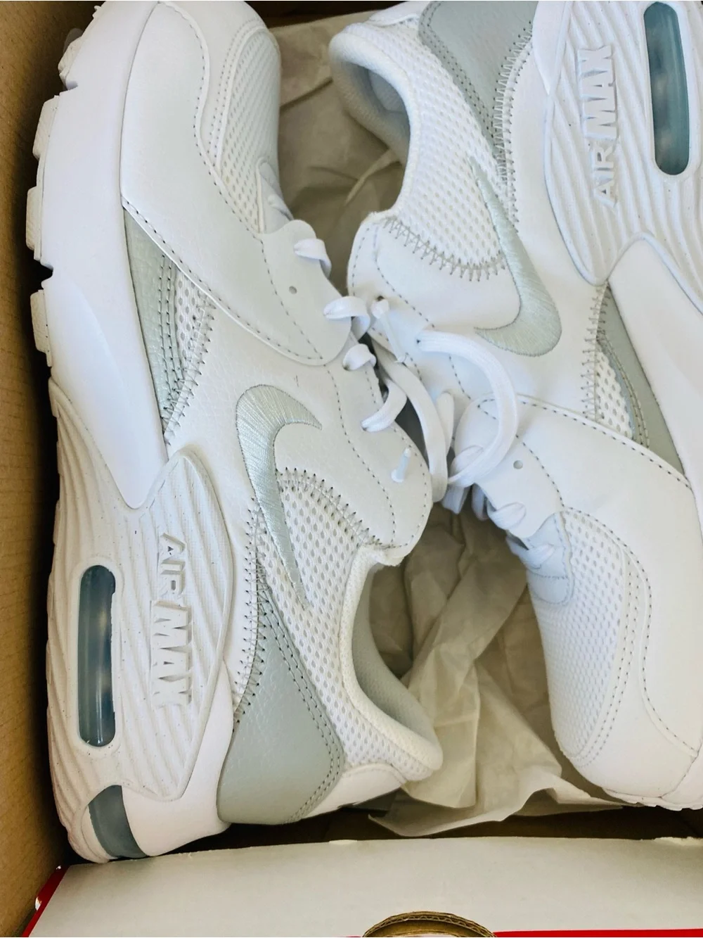 Nike womens air max ecee size 11 white gray cushion